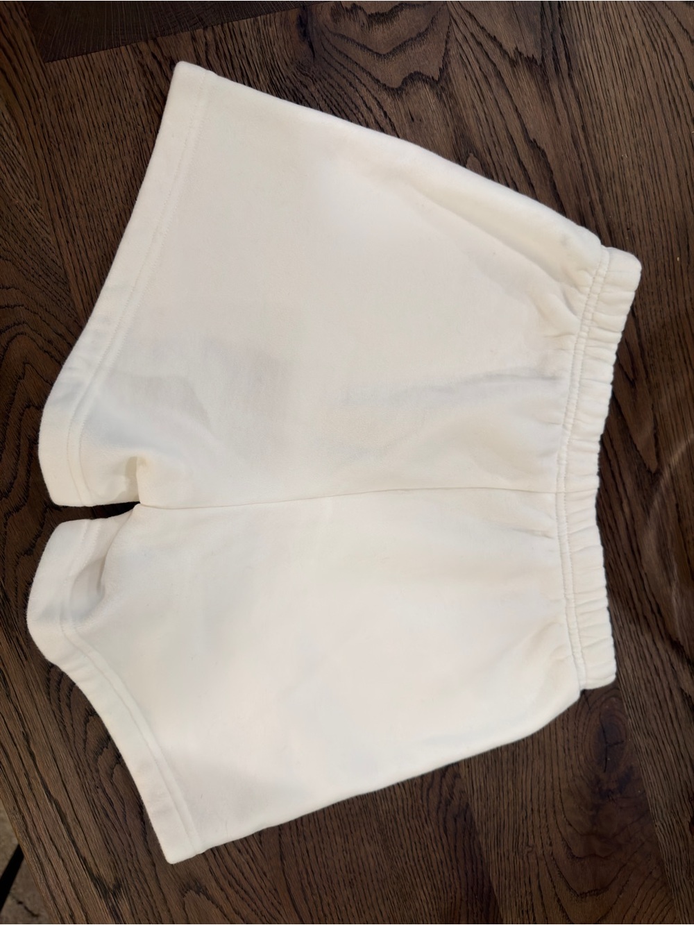 Aritzia Cozy Sweatfleece Perfect Hi-Rise Mini Short - Picture 4 of 5